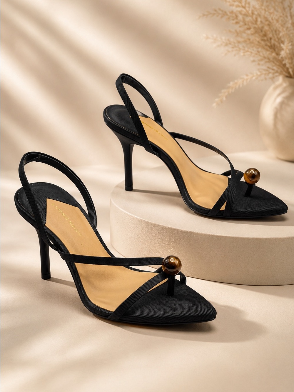 Antonio Melani Black Ames Grosgrain Ornamented Toe Thong Dress Sandals Size 8M